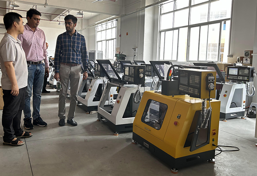 印度客户来访yl23411永利集团公司