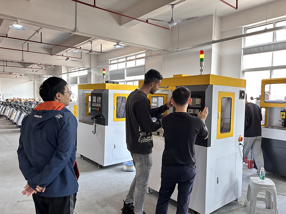 中东客户亲临yl23411永利集团进行严谨验货