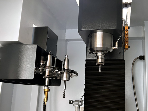 VMC200 桌面型加工中心