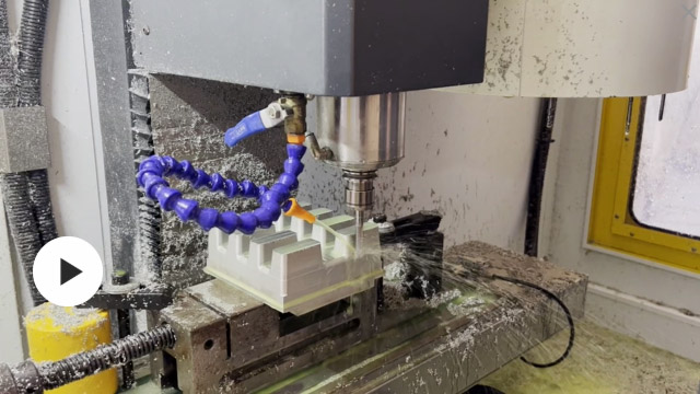 VMC300小型五轴加工中心加工-铝合金三轴零件加工